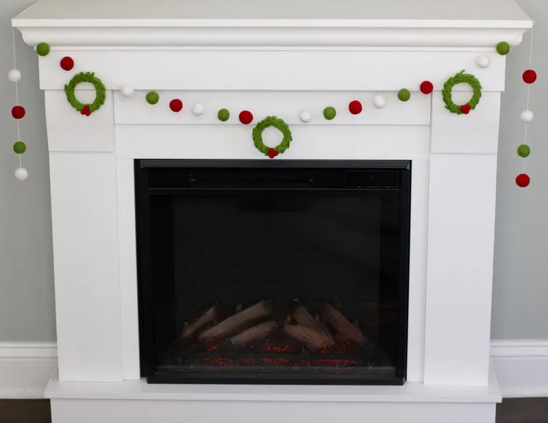 Christmas Wreath Felt Garland- Red Green White