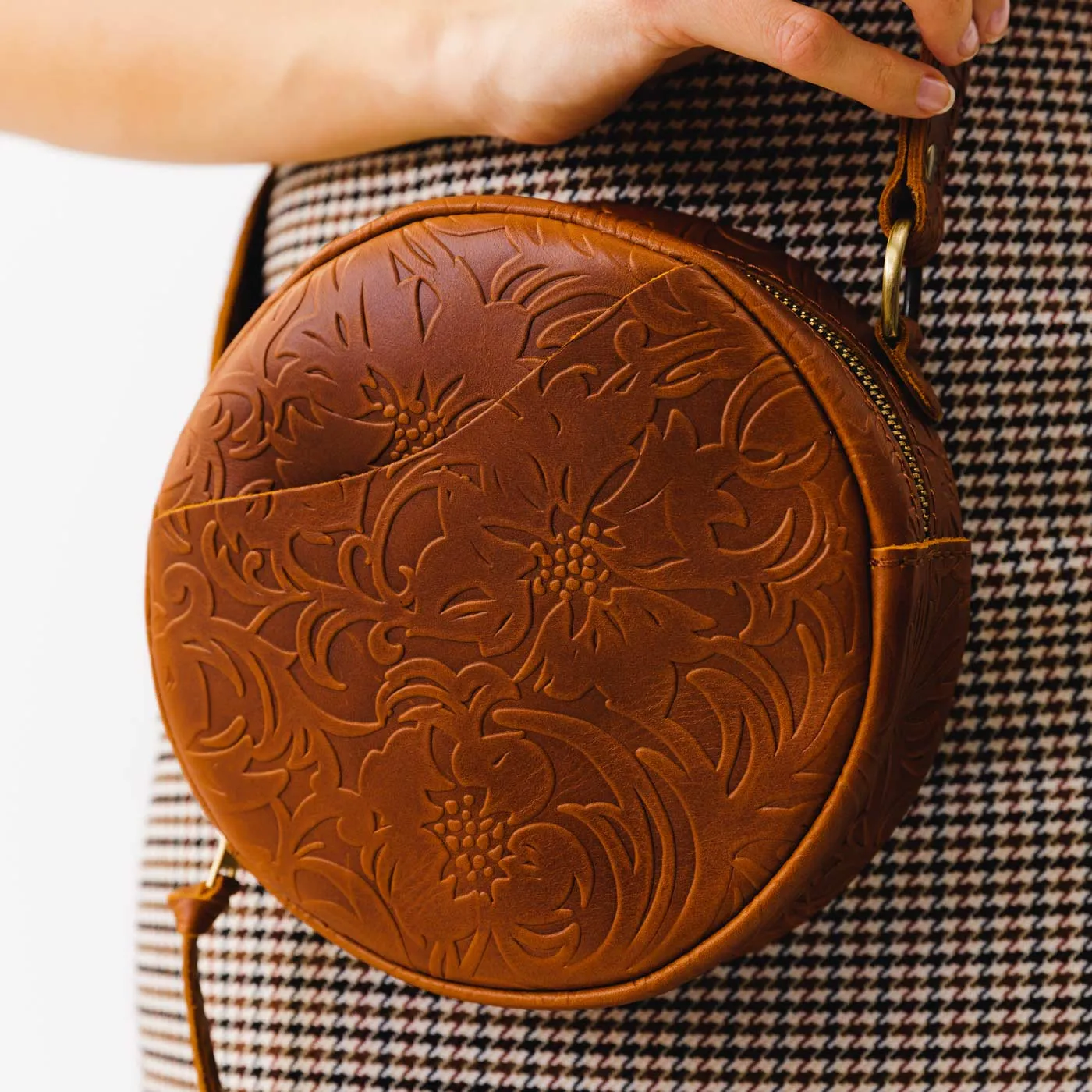 Circle Crossbody