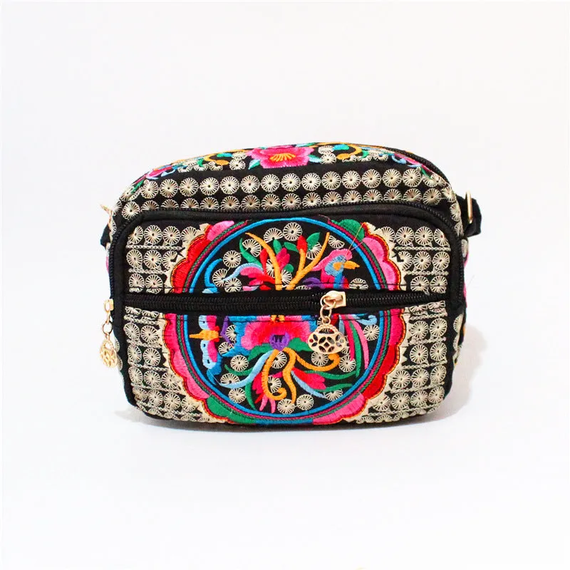 Ethnic Embroidered Multi-layer Bag Ladies Embroidered Casual Cloth Bag.