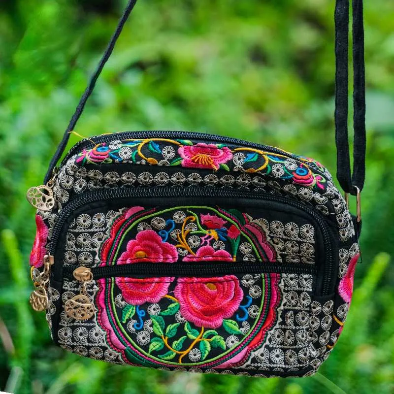 Ethnic Embroidered Multi-layer Bag Ladies Embroidered Casual Cloth Bag.