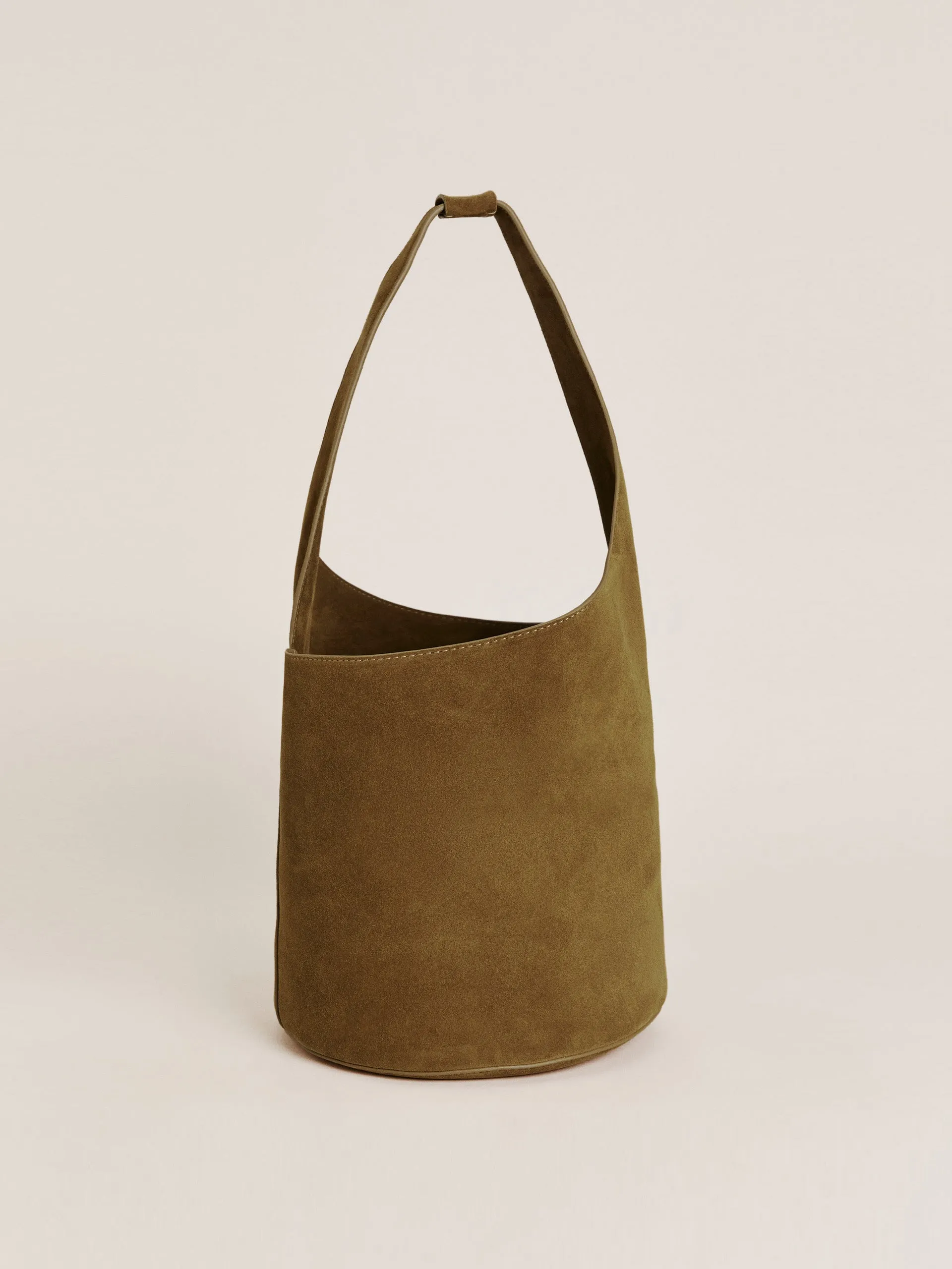 Medium silvana bucket bag