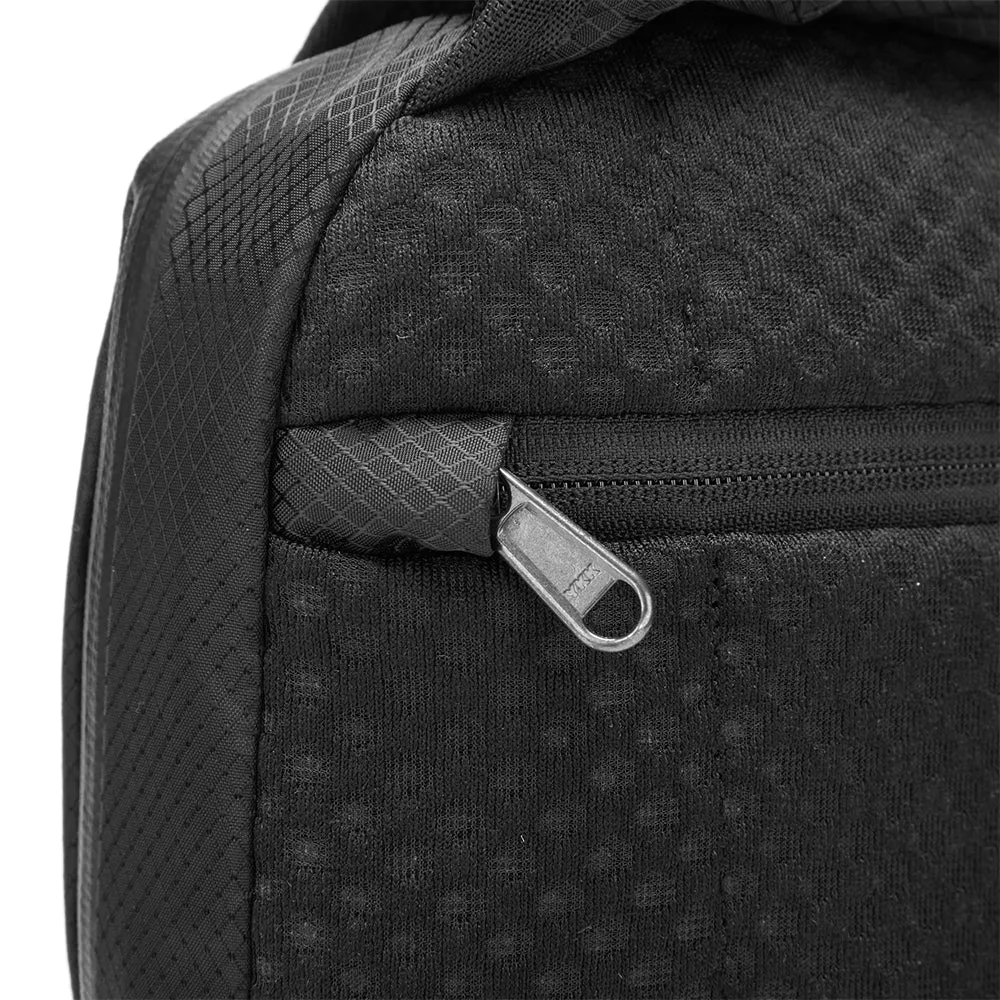 Pacsafe Venturesafe X Anti-Theft Sling Pack