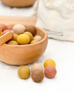 Wool Felt Balls in a Pouch, Earthy Colors, 30 balls, 3 cm