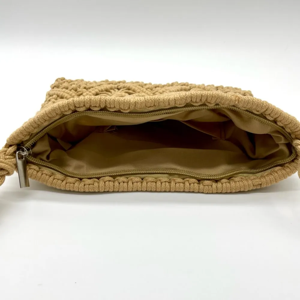 Woven Summer Shoulder Bag with Tassel in Khaki