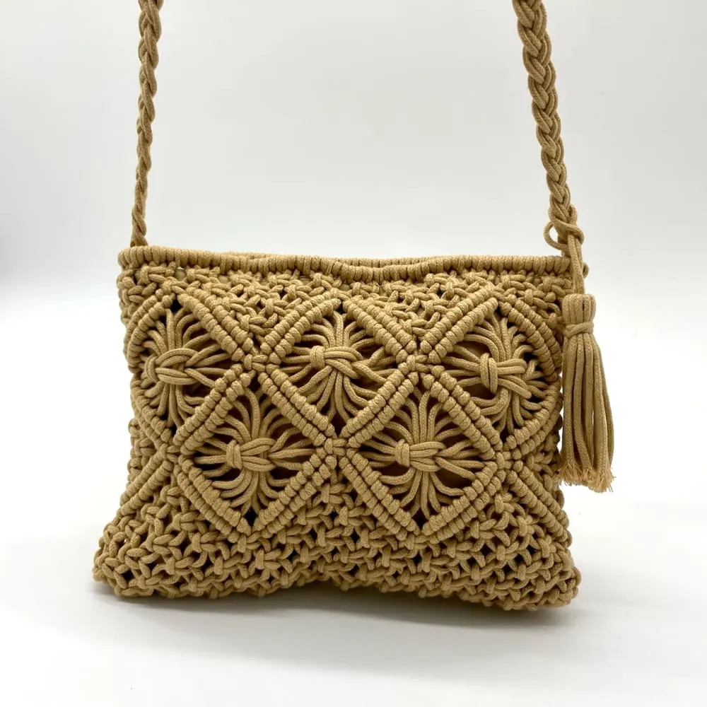 Woven Summer Shoulder Bag with Tassel in Khaki