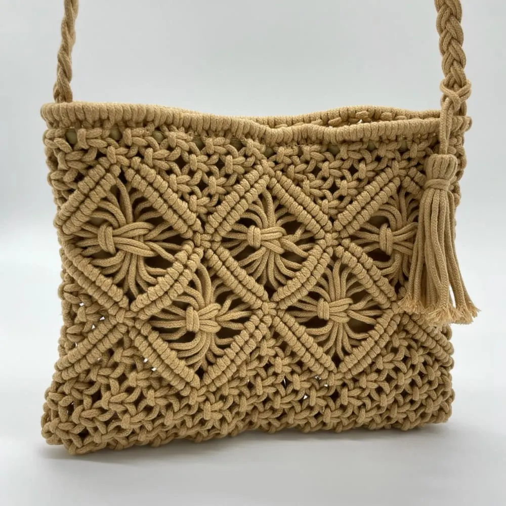 Woven Summer Shoulder Bag with Tassel in Khaki